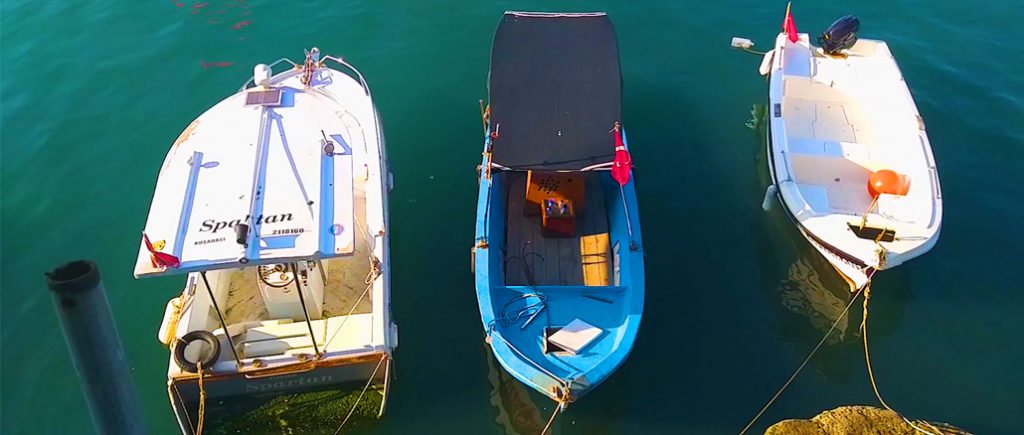 Kuşadasın kalastaja satama