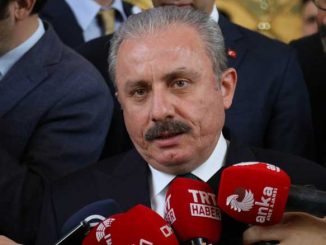 Turkin parlamentin puhemies Mustafa Şentop