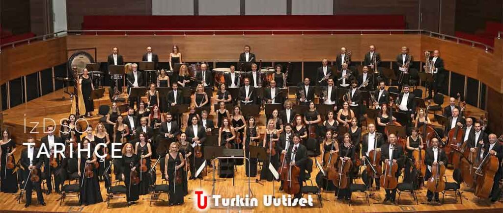 Izmirin valtiollisen sinfoniaorkesteri.