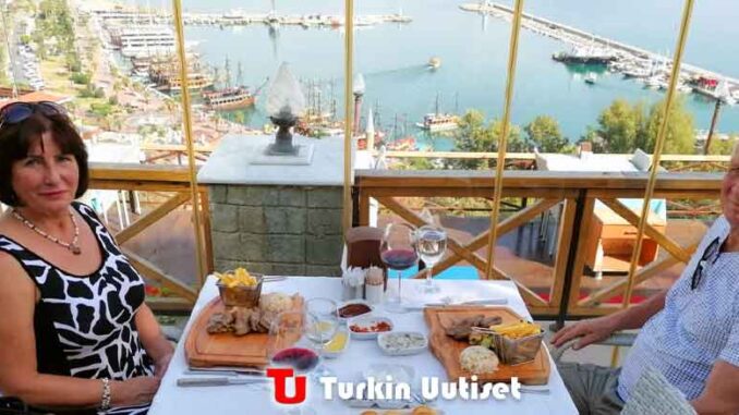 Tarja % Seppo Dyster