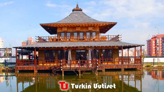 Kioto japanilainen puutarha